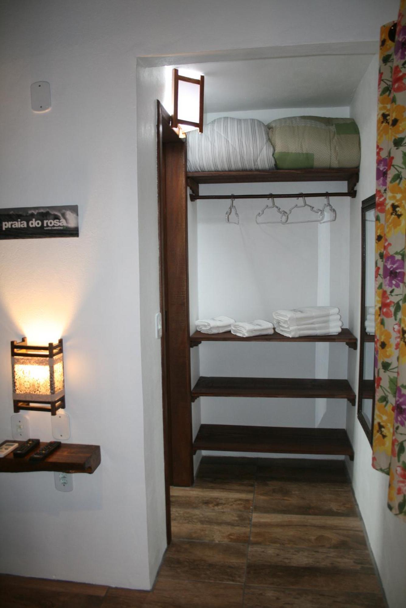 Santa Monica Hospedaria Praia do Rosa Room photo